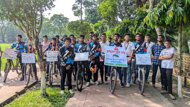 বরিশালে ‘হুইসেল ফর ডেঙ্গু’ অনুষ্ঠিত