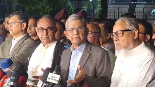 এই মুহূর্তে জরুরি প্রয়োজন জাতীয় ঐক্য: ফখরুল