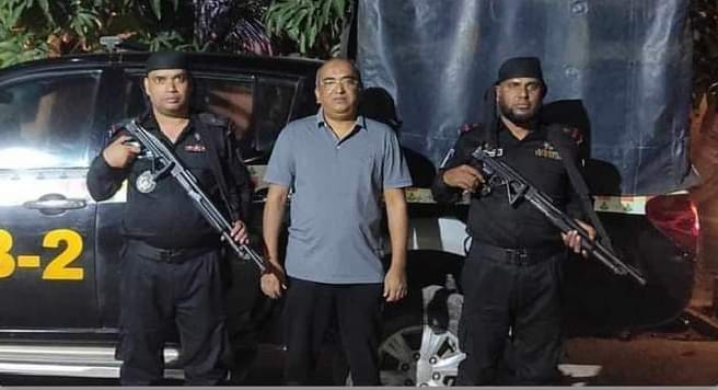 ভোলার আলোচিত সাবেক এমপি মুকুল গ্রেফতার, আনন্দ মিছিল-মিষ্টি বিতরন