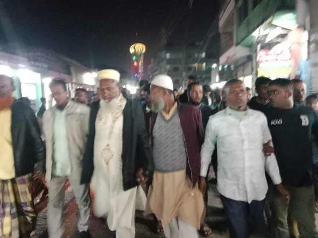 চরফ্যাশনের নয়নের হাতকে শক্তিশালী করতে শ্রমীকদলের মিছিল