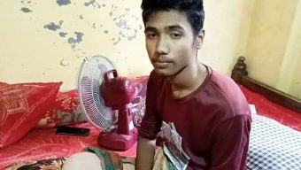 ডায়াগনস্টিক সেন্টারের ভুল রিপোর্টে পা হারাল স্কুলছাত্র জিহাদ!