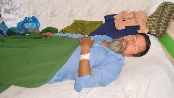 হাসপাতালের বিছানায় কাতরাচ্ছেন বারেক হাওলাদার