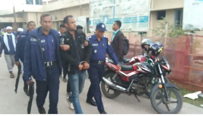 হাসপাতাল তত্ত্বাবধায়ককে হত্যার চেষ্টা, অ্যাম্বুলেন্স চালক গ্রেপ্তার