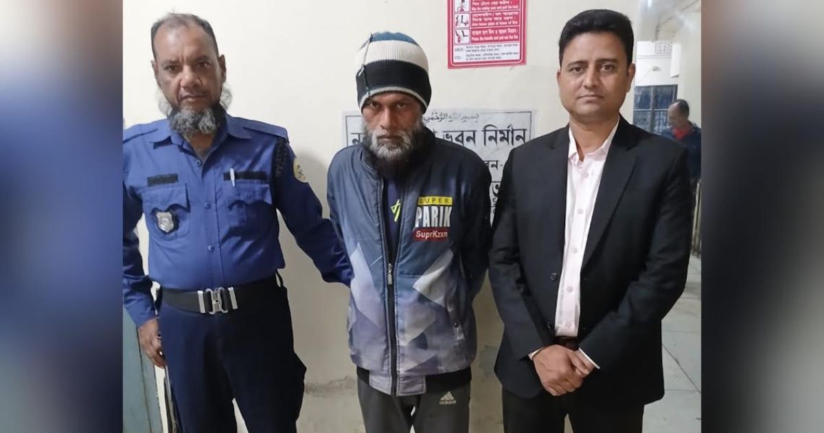 সাত মাসের সাজা থেকে বাঁচতে ১০ বছর পলাতক