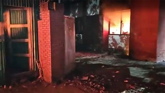 তোফায়েল আহমেদের বাড়িতে ভাঙচুর, অগ্নিসংযোগ