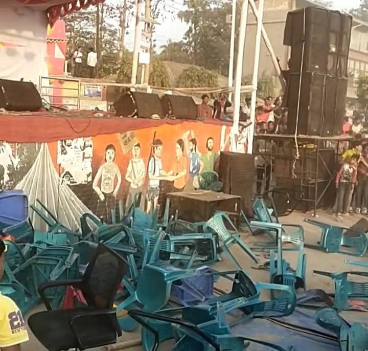 চরম অব্যবস্থাপনা ও বিশৃংখলার মধ্য দিয়ে অনুষ্ঠিত হলো ফরচুন বরিশালের ট্রফি প্রদর্শনী