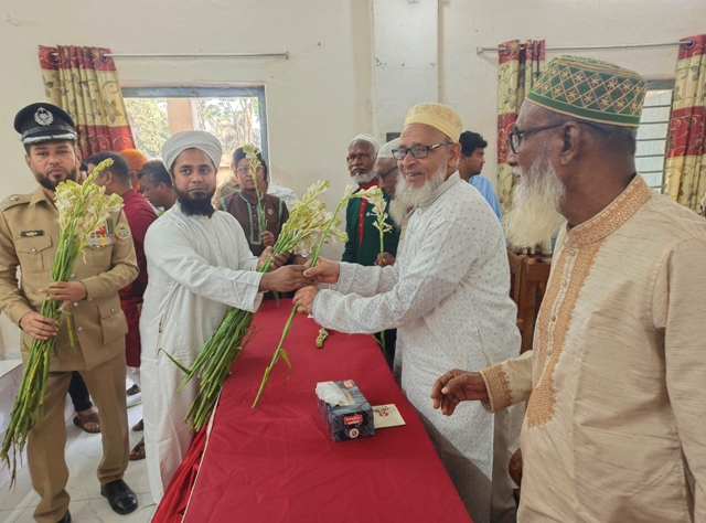 আমতলীতে বীরমুক্তিযোদ্ধাদের সংবর্ধনা
