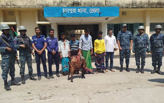 মনপুরায় দুই যুবদল নেতসহ আটককৃত ৫ জনকে জেল হাজতে প্রেরণ