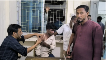 ভোলায় দফায় দফায় বিএনপির দু’গ্রুপের রক্তক্ষয়ী সংঘর্ষ, আহত ১৩