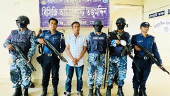 তজুমদ্দিনে ডেভিল হান্টের অভিযানে ইউপি চেয়ারম্যান আটক