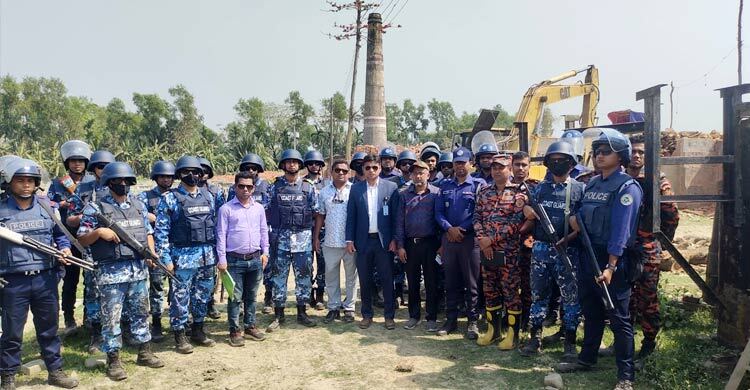 ভোলায় ৫ ইটভাটাকে ২০ লাখ জরিমানা