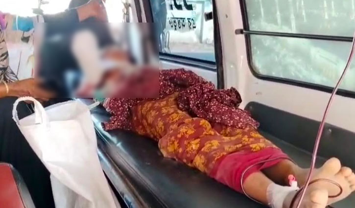 আমতলীতে কুপিয়ে স্ত্রীর হাত কেটে নিল স্বামী