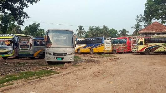 ২৪ ঘণ্টা পর ভোলার পাঁচ রুটে বাস চলাচল শুরু
