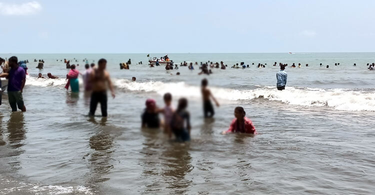 কুয়াকাটায় গোসলে নেমে পর্যটকের মৃত্যু