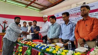 আমতলীতে কৃতি শিক্ষার্থীদের সংবর্ধনা ও সনদ প্রদান