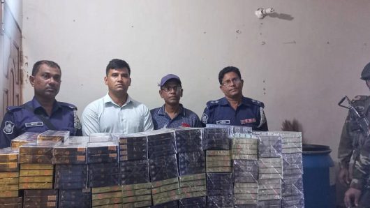 কলাপাড়ায় ৫ হাজার প্যাকেট নকল সিগারেট জব্দ, ২জনকে দণ্ড