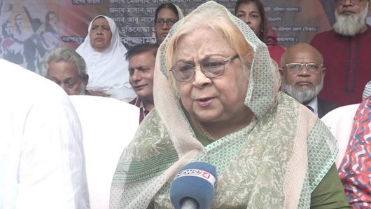 তারেক রহমানের দিকে তাকিয়ে আছে দেশ: সেলিমা রহমান
