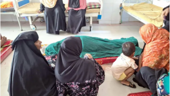 বরগুনায় উন্নত চিকিৎসা করাতে না পেরে বন্ডে সই, ডেঙ্গু রোগীর মৃত্যু