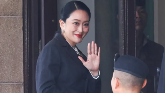 থাইল্যান্ডের প্রধানমন্ত্রী ক্ষমতাচ্যুত