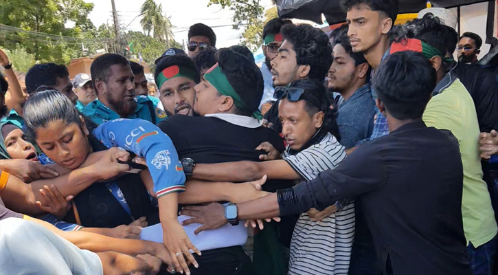 স্বাস্থ্যখাত সংস্কার: শিক্ষার্থীদের মারধরের অভিযোগ পুলিশের বিরুদ্ধে