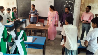 বরিশালে আকস্মিক স্কুল পরিদর্শনে ইউএনও