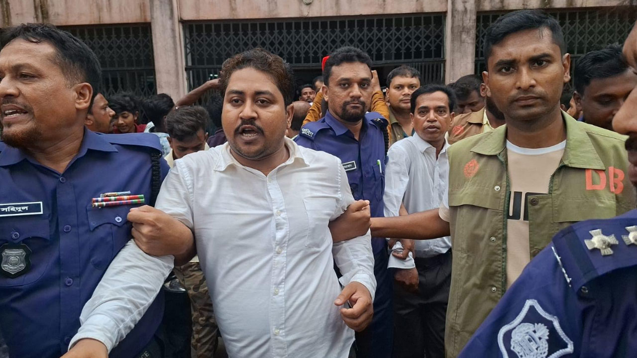 বরগুনায় বিএনপির মামলায় ১২ আইনজীবী কারাগারে