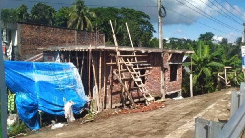 বরিশালে সরকারি জমি দখল করে বিএনপির কার্যালয় নির্মাণ
