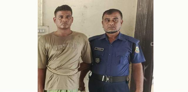 নলছিটিতে পুলিশের ভুয়া আইডি কার্ড দেখিয়ে ডাকাতি করতেন রিয়াজ