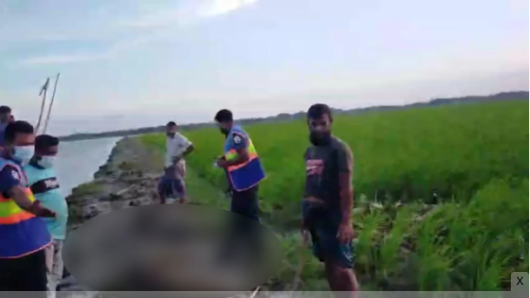 বাউফলে পড়ে ছিল হাত-পা-মাথাবিহীন মরদেহ, পাশেই ছিল নীল প্যান্ট