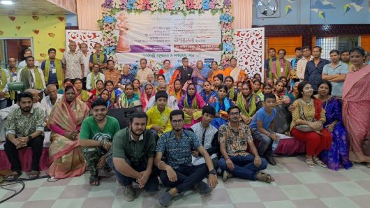 বরিশালে ১২ মৃৎশিল্পীকে সম্মাননা