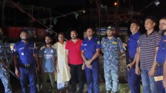 মনপুরায় মেঘনায় অভিযান পরিচালনা টিমের ওপর হামলা, আহত-২