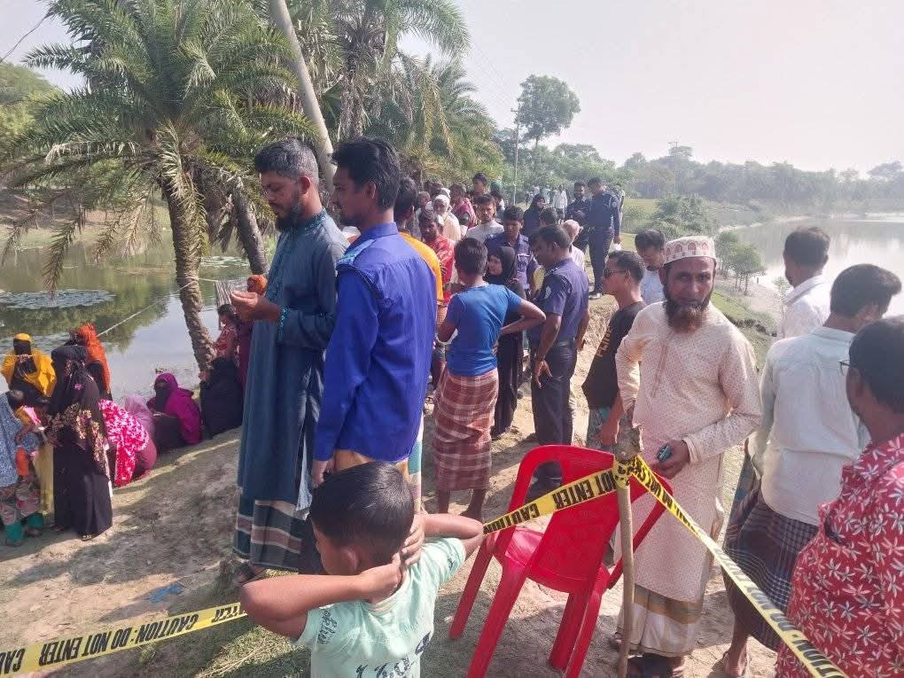 কলাপাড়ায় স্বামী-স্ত্রীর মরদেহ উদ্ধার