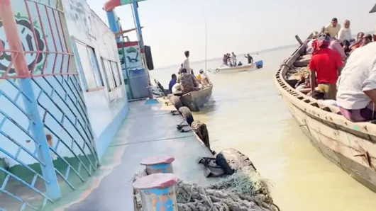 ভোলায় বালু উত্তোলনে স্থানীয়দের বাধা, গুলিবিদ্ধ ৩