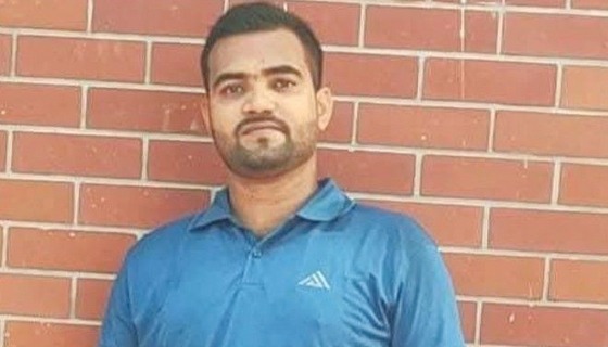 ট্রাকের ধাক্কায় প্রাণ গেল কলেজ ছাত্রের