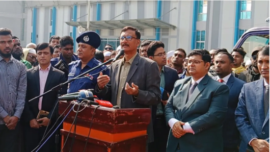 সুষ্ঠু ভোটের ব্যাপারে সরকার খুবই সিরিয়াস : ভোলায় পররাষ্ট্র উপদেষ্টা