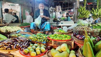 বরিশালে বেড়েছে সবজির দাম