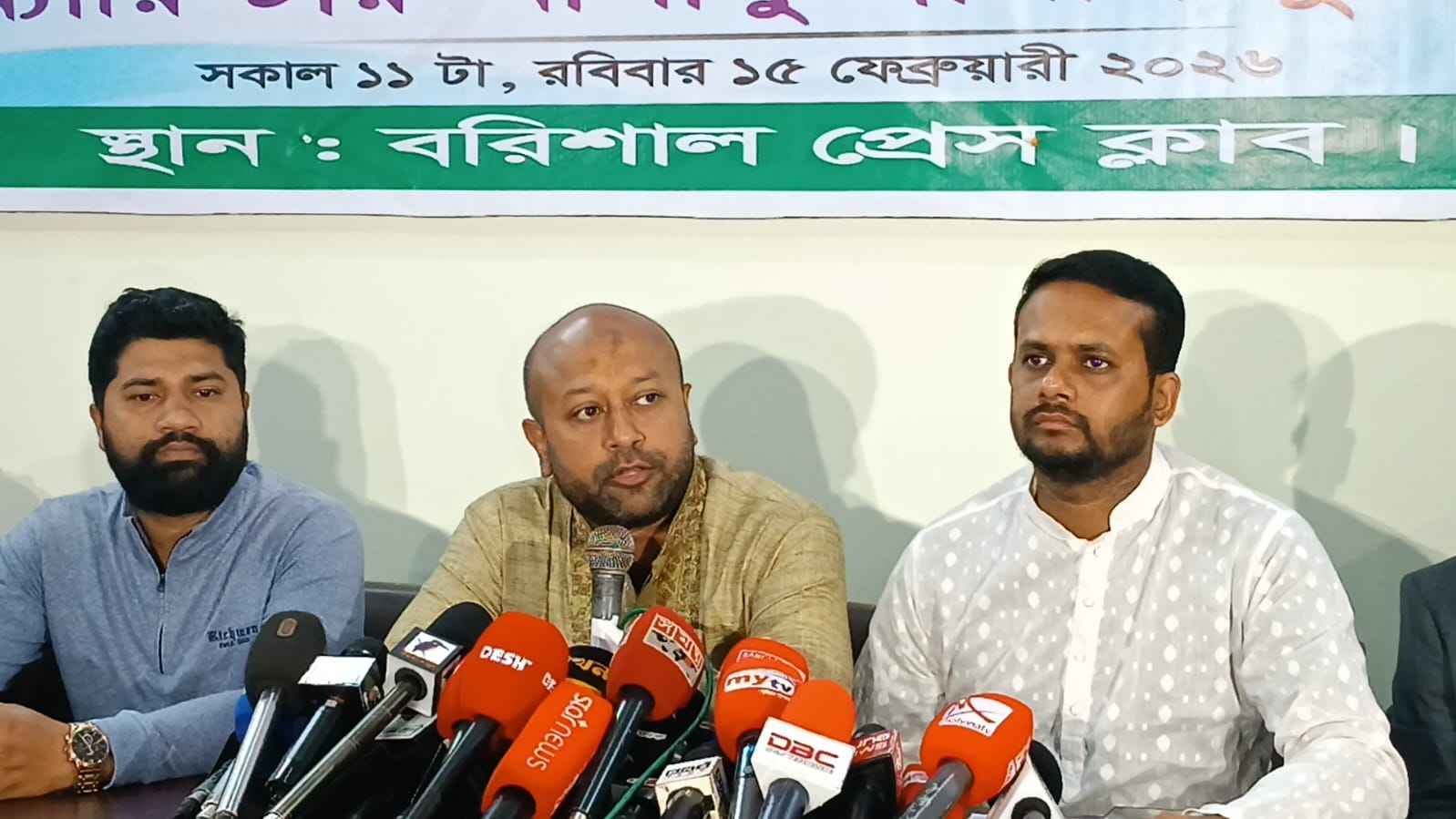বিএনপি নেতাকর্মীদের নিয়ন্ত্রণ না করলে ভয়াবহ ভবিষ্যৎ