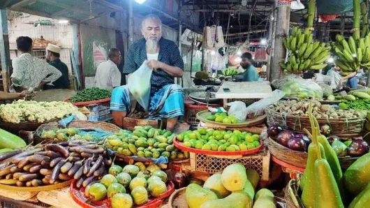 বরিশালে বেড়েছে সবজি-কাঁচামরিচের দাম