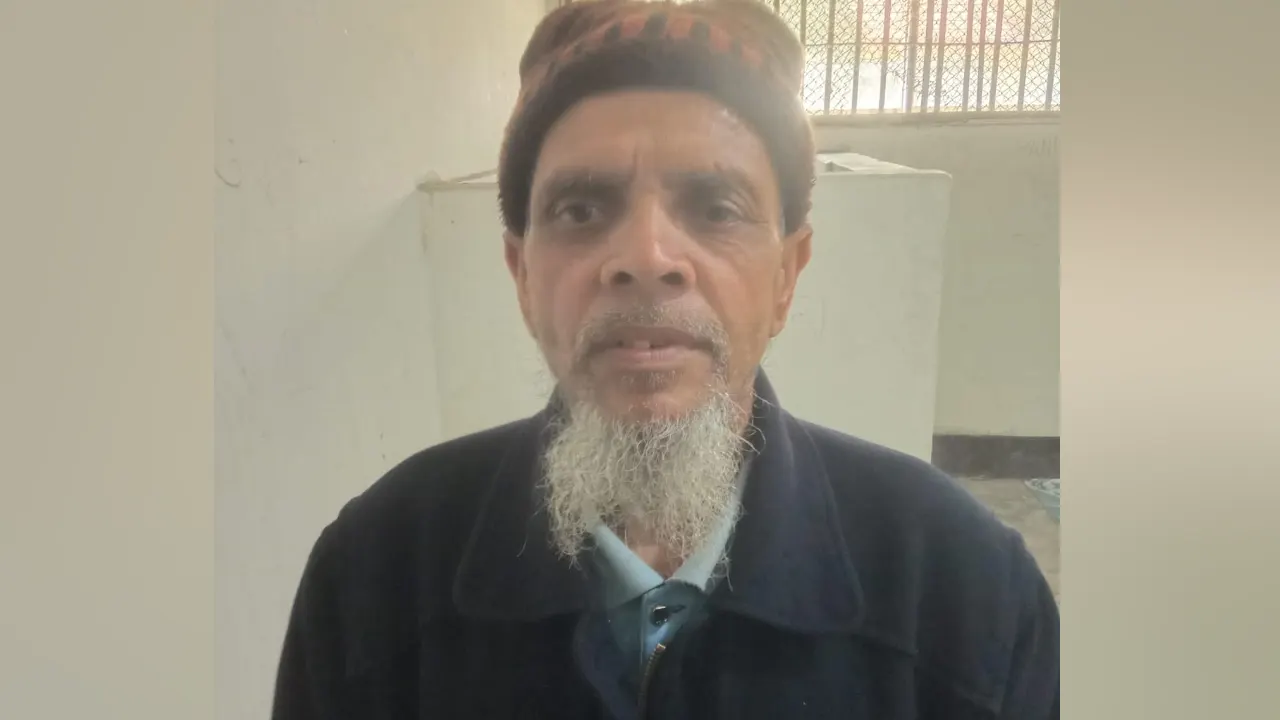 ঝালকাঠিতে মাদকাসক্ত ছেলেকে কুপিয়ে হত্যা, বাবা আটক