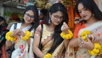 ভালোবাসা নেমে এসেছে পুরো বরিশালজুড়ে