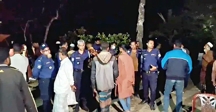 বরগুনায় নিজ ঘরে মিলল গৃহবধূর থ্যাঁতলানো মরদেহ