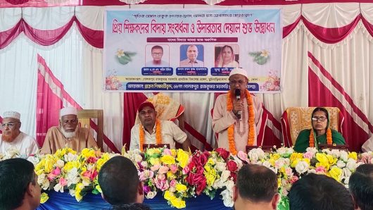 তজুমদ্দিনে মানবিক উদ্যোগ শিক্ষকদের অবসরজনিত সংবর্ধনা, চালু হলো উদারতার দেয়াল