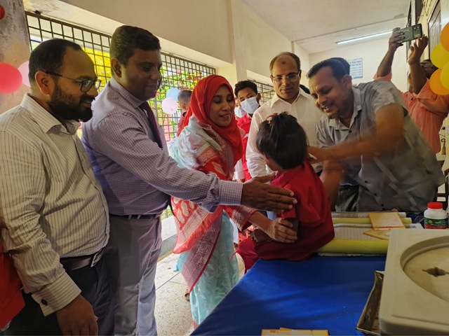 আমতলীতে হাম রুবেলা টিকাদান কর্মসূচীর উদ্বোধন