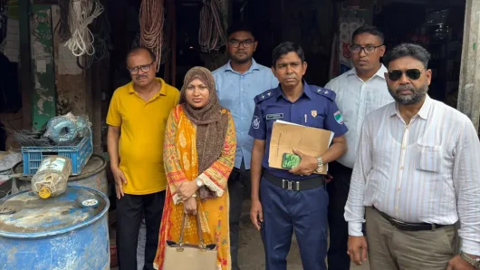বরিশালে অবৈধভাবে মজুত করা ২ হাজার লিটার জ্বালানি জব্দ