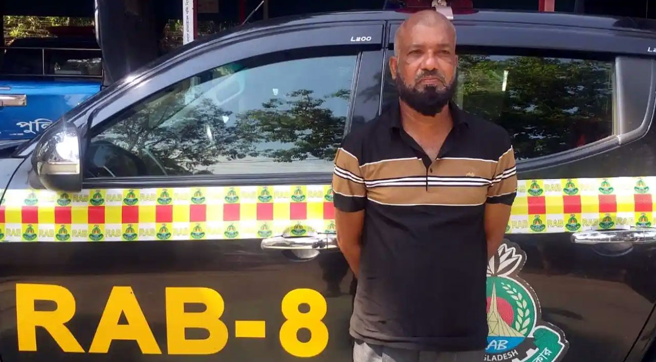 বরিশালে ছদ্মনামেও রক্ষা হলো না, ১৮ বছর পর ধরা পড়লেন র‌্যাবের জালে