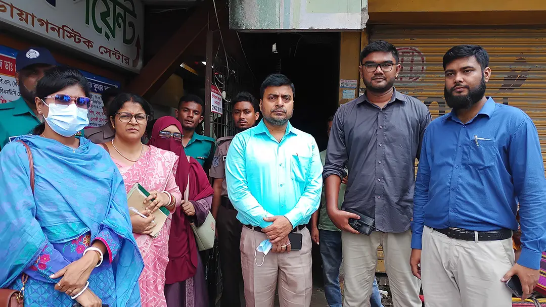 বরিশালে ৫ ডায়াগনস্টিক সেন্টারকে জরিমানা