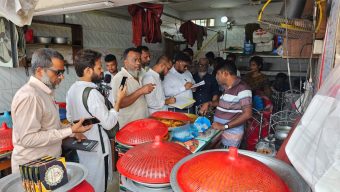 বরিশাল নগরীতে ভ্রাম্যমাণ আদালতের অভিযান, ৪ প্রতিষ্ঠানকে জরিমানা