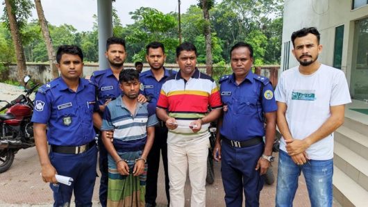 বরিশালে হত্যা-ডাকাতিসহ ১৬ মামলার আসামি গ্রেফতার