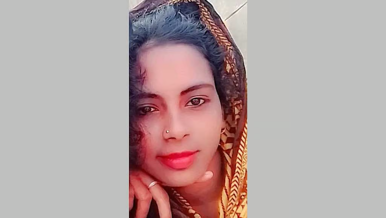 বরিশালে গৃহবধূর ঝুলন্ত লাশ উদ্ধার