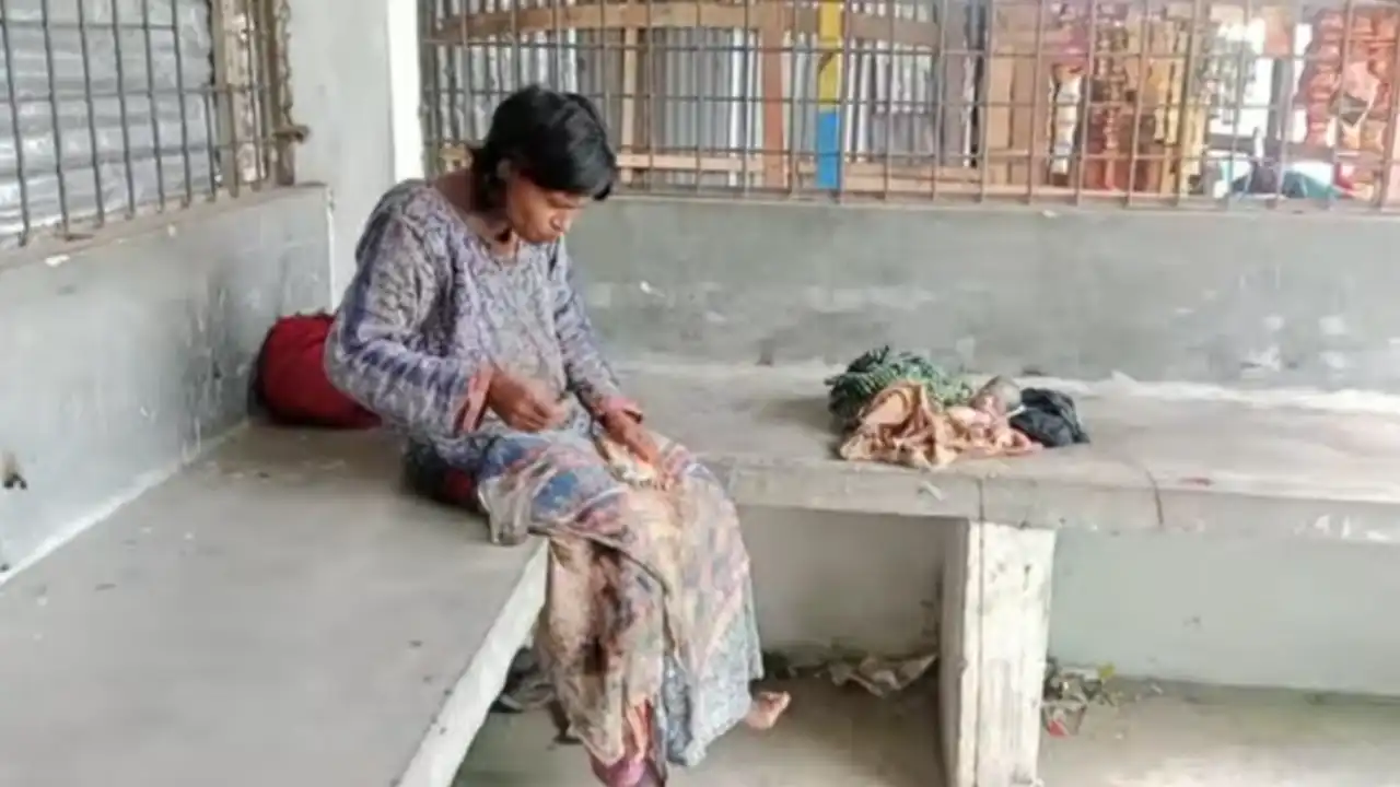 বরিশালে মা হলেন ভবঘুরে নারী, মিলবে বাবার পরিচয়!